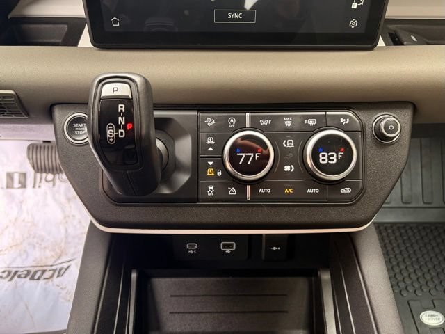 Used 2020 Land Rover Defender 110 SE AWD/4WD image 38