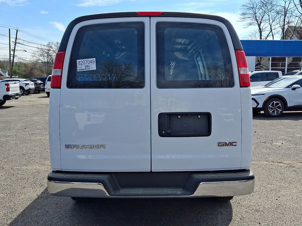 Used 2024 GMC Savana 2500 w/ Driver Convenience Package image 7