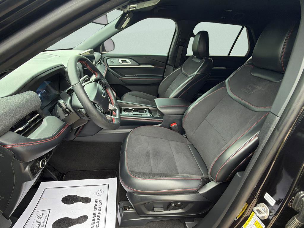 Used 2026 Ford Explorer ST AWD/4WD image 19