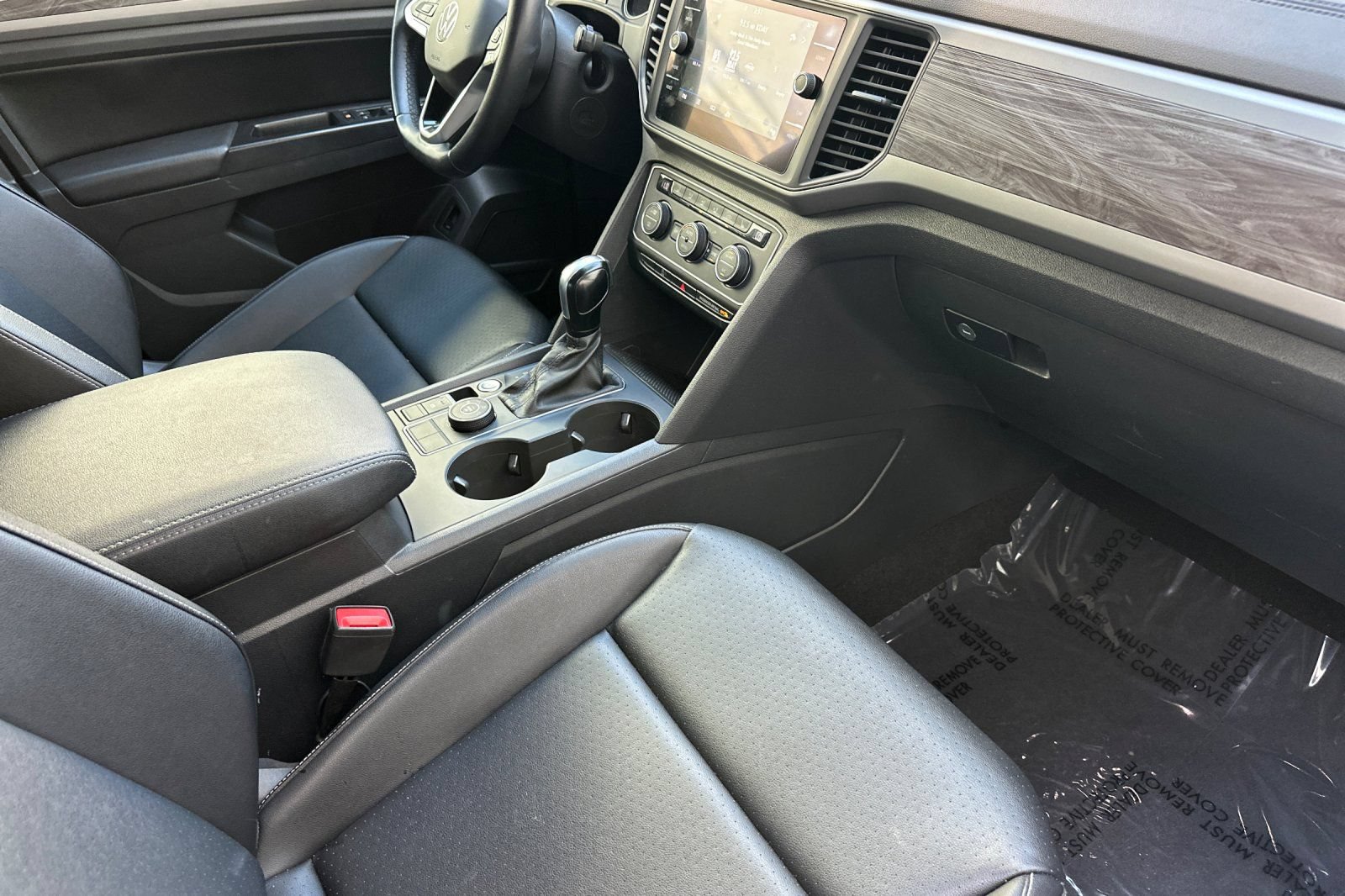 Used 2020 Volkswagen Atlas Cross Sport SE AWD/4WD image 19
