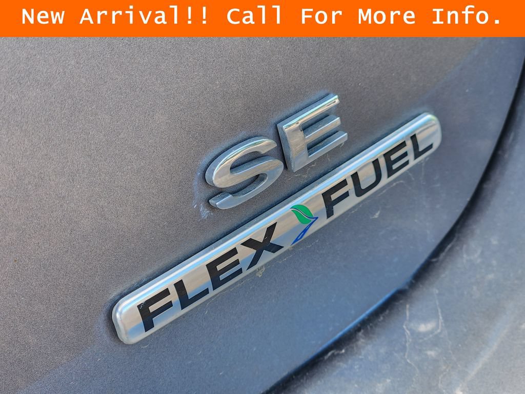 Used 2014 Ford Focus SE w/ SE Sport Package FWD image 8
