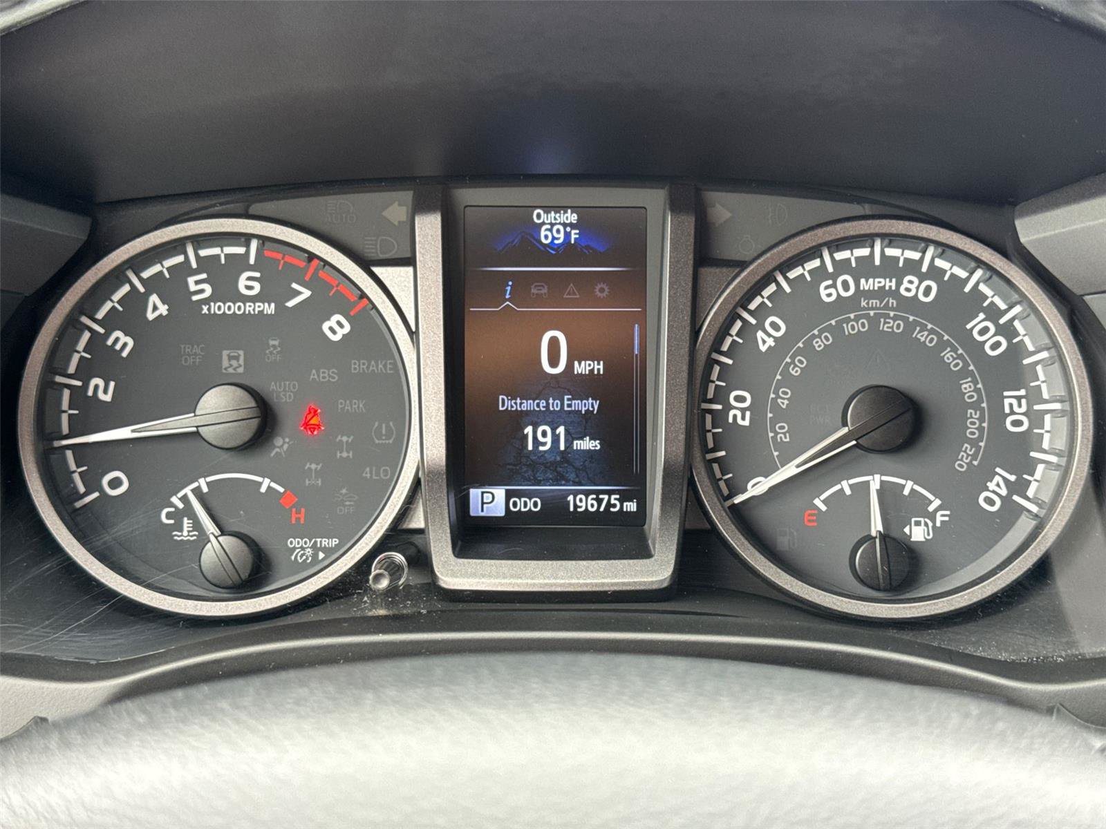 Used 2023 Toyota Tacoma TRD Sport AWD/4WD image 32