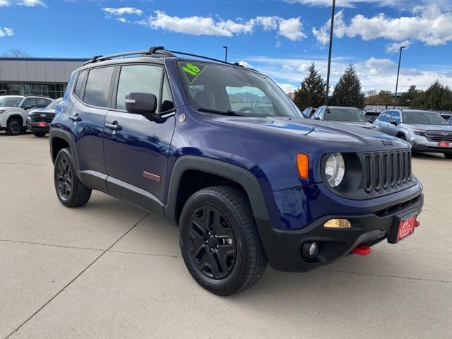 Used 2018 Jeep Renegade Trailhawk w/ UConnect 8.4 Nav Group image 7