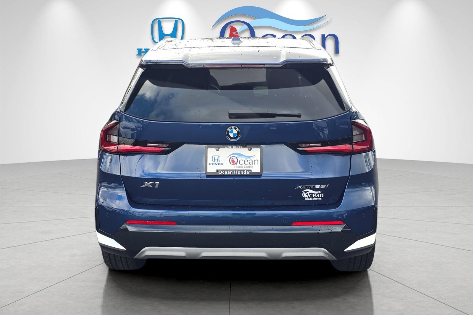 Used 2024 BMW X1 xDrive28i w/ Premium Package image 4