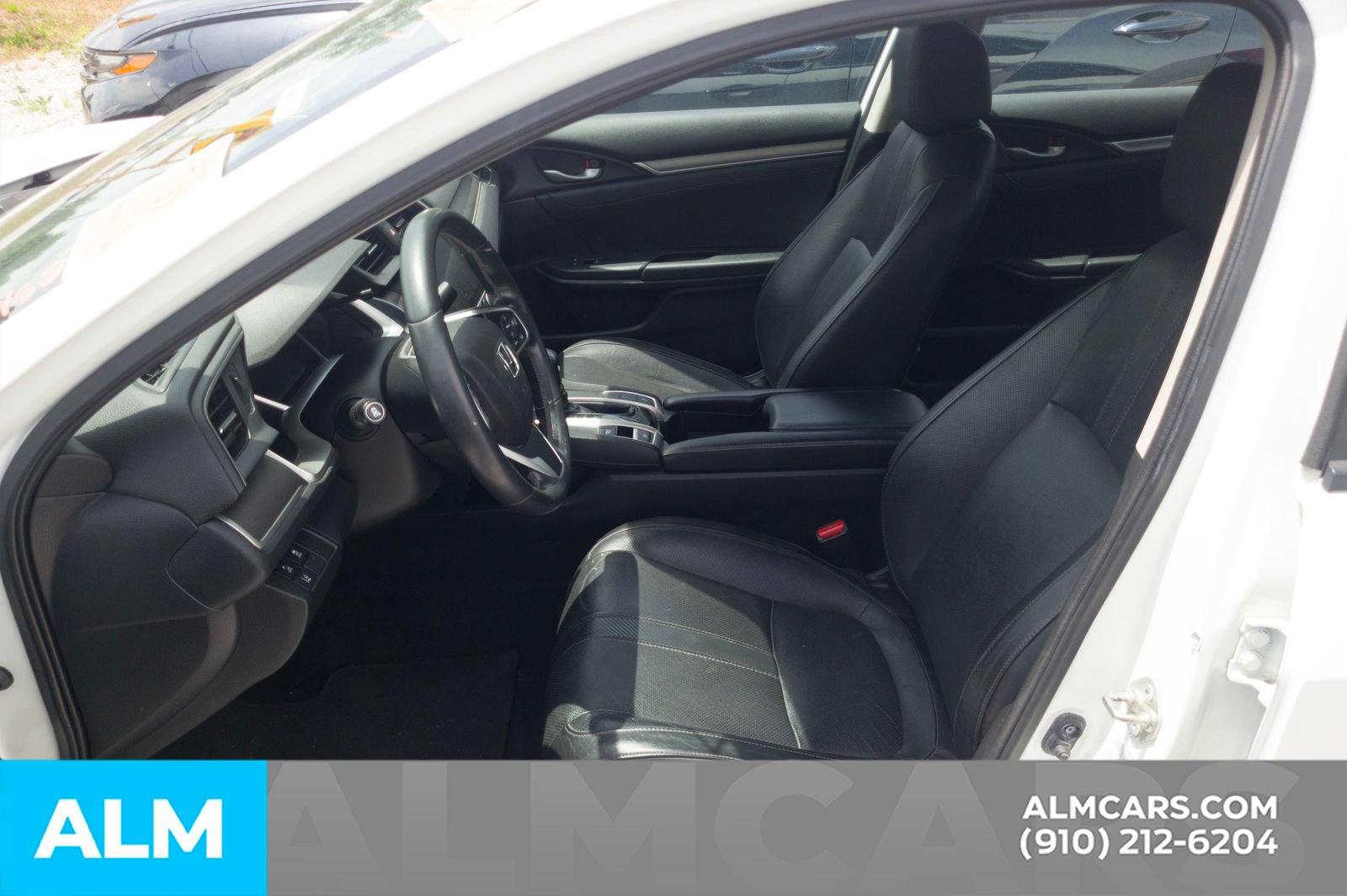 Used 2017 Honda Civic Touring image 6
