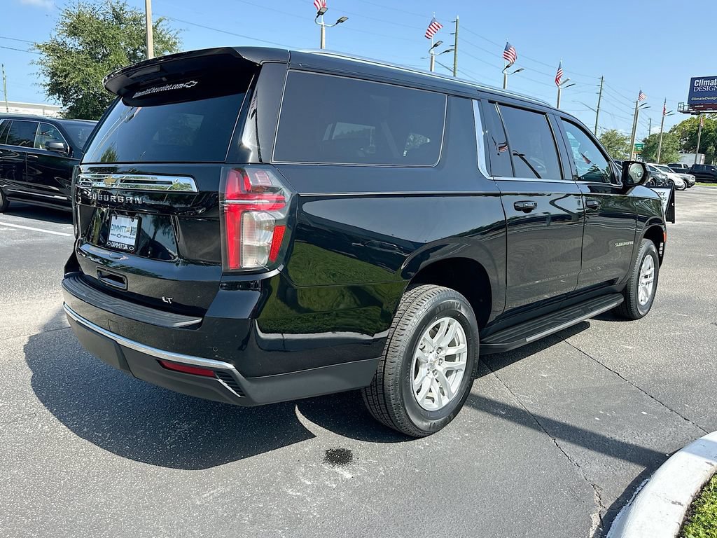 Certified 2024 Chevrolet Suburban LT AWD/4WD image 5