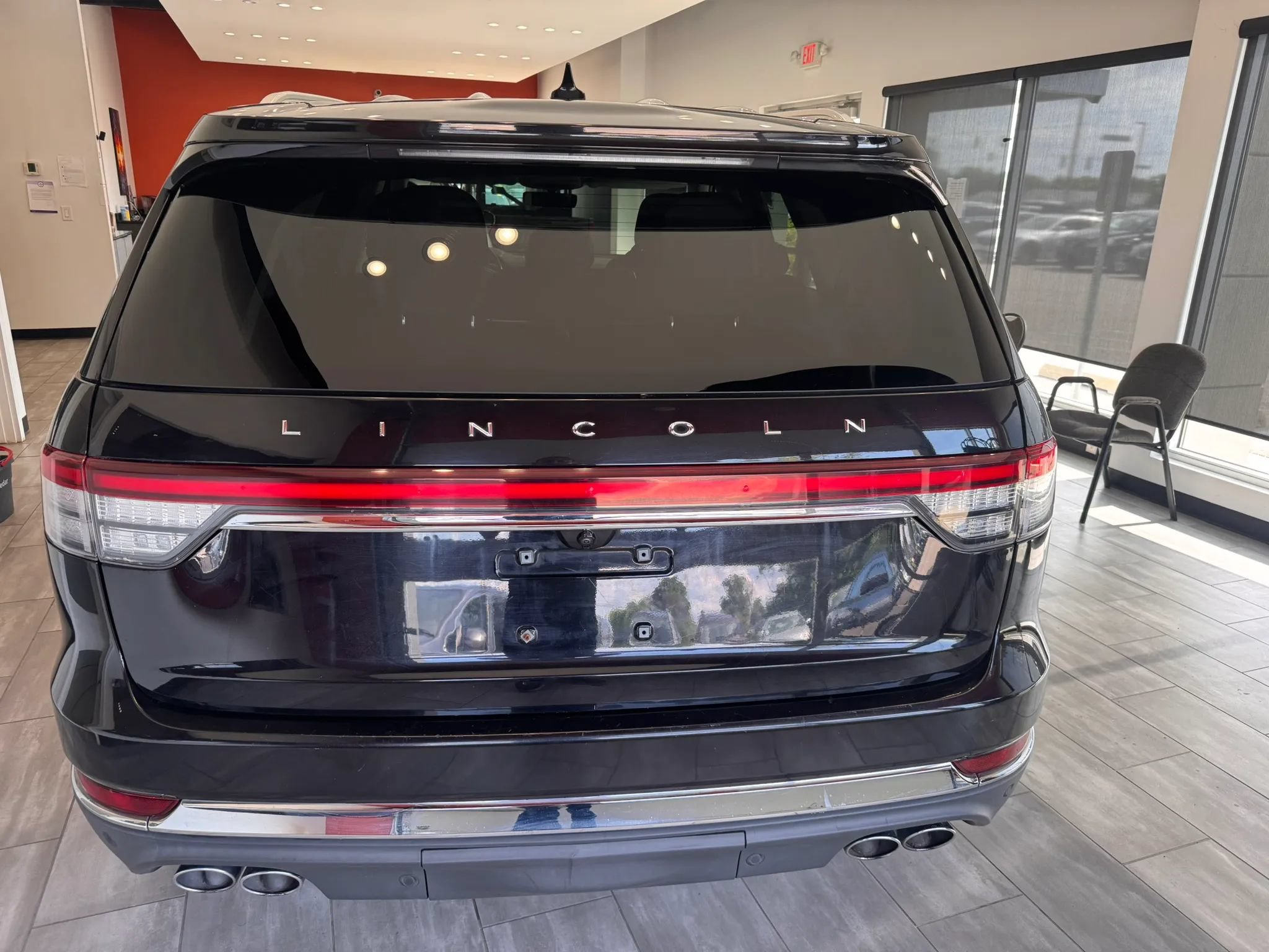 Used 2020 Lincoln Aviator Reserve w/ Equipment Group 202A AWD/4WD image 8