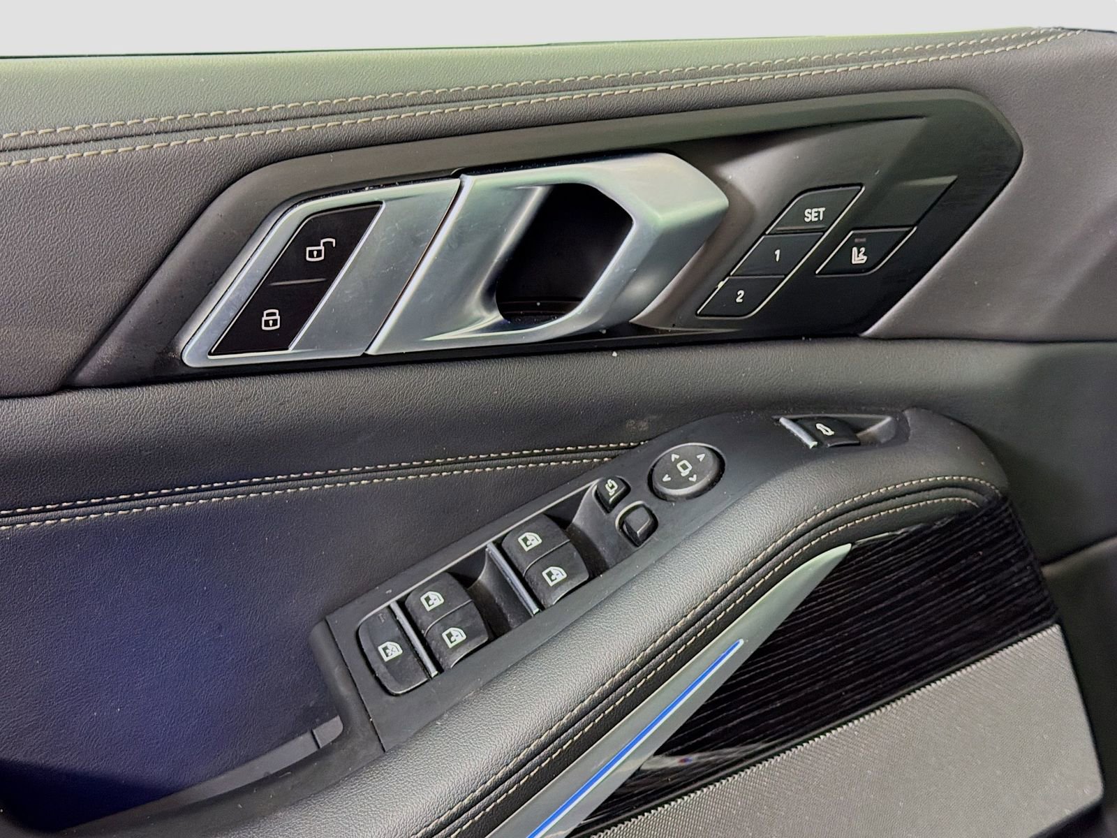 Used 2026 BMW X5 xDrive40i w/ M Sport Package image 20