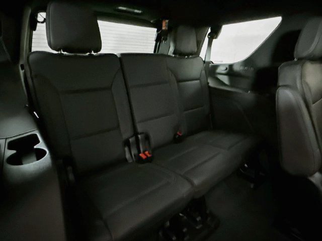 Used 2026 Chevrolet Tahoe High Country AWD/4WD image 29