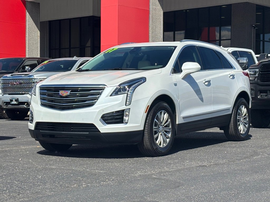 Used 2017 Cadillac XT5 Luxury w/ Driver Awareness Package FWD image 45