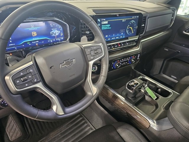 Used 2024 Chevrolet Silverado 1500 LT Trail Boss w/ Convenience Package II image 19