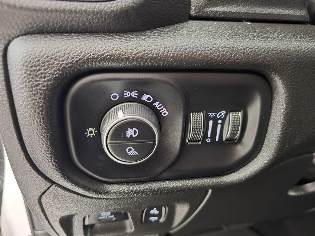 Used 2025 RAM 1500 Big Horn image 23