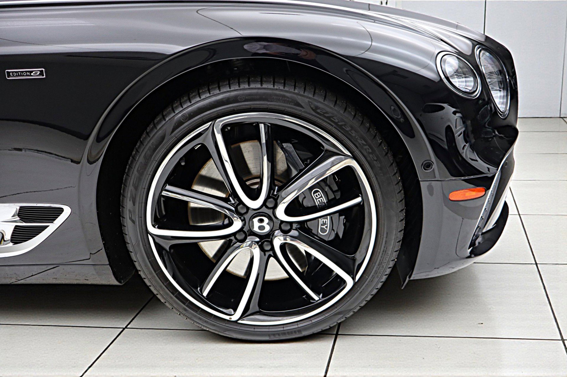 Used 2024 Bentley Continental GT image 46