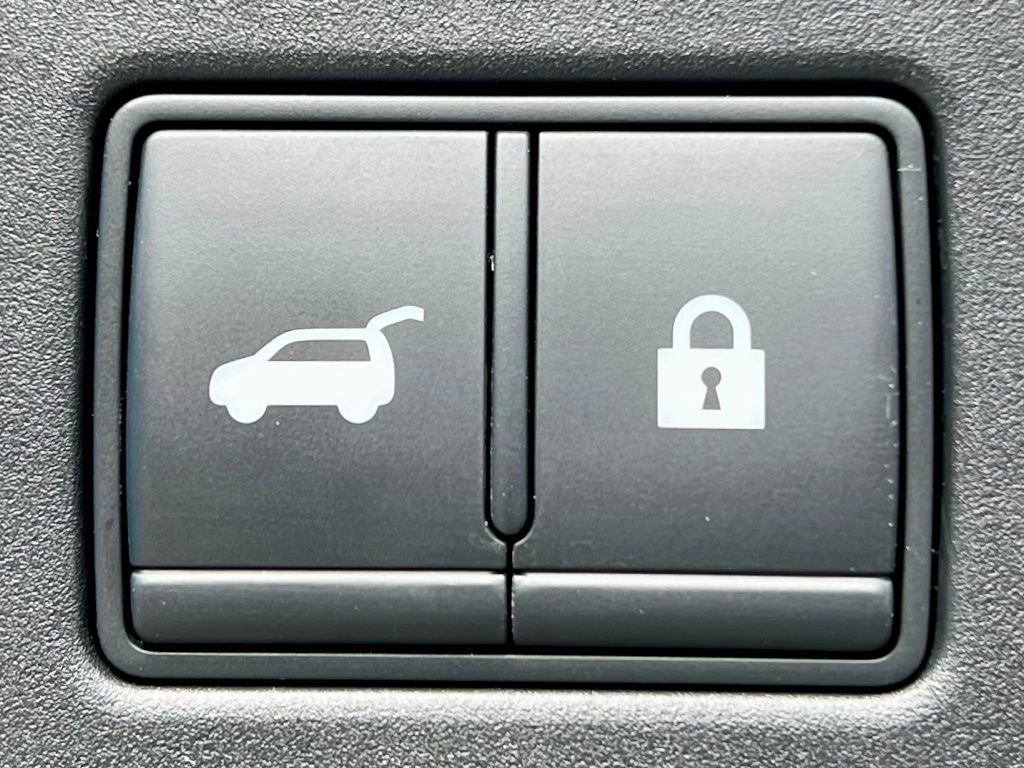 Used 2022 Nissan Pathfinder SL image 37