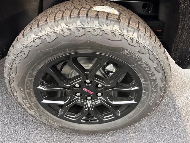 New 2026 GMC Canyon AT4 image 16