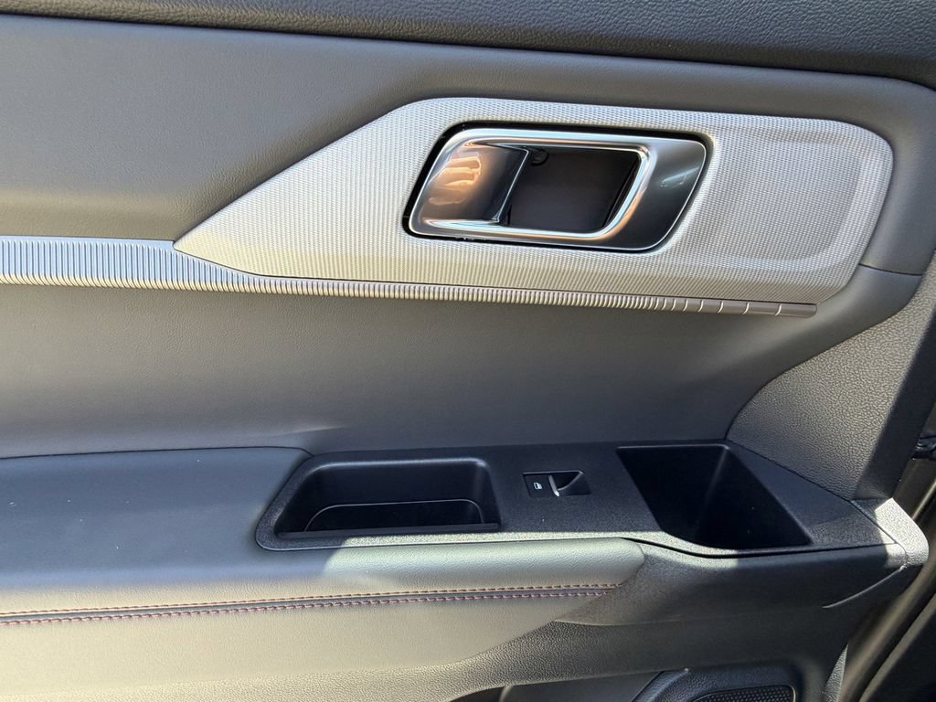 New 2026 Ford Explorer Active RWD image 22