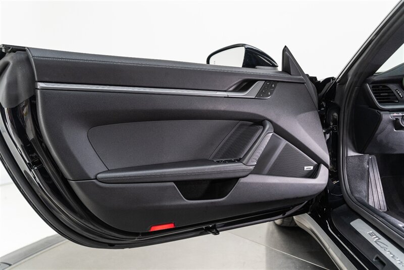Used 2024 Porsche 911 Carrera RWD image 73