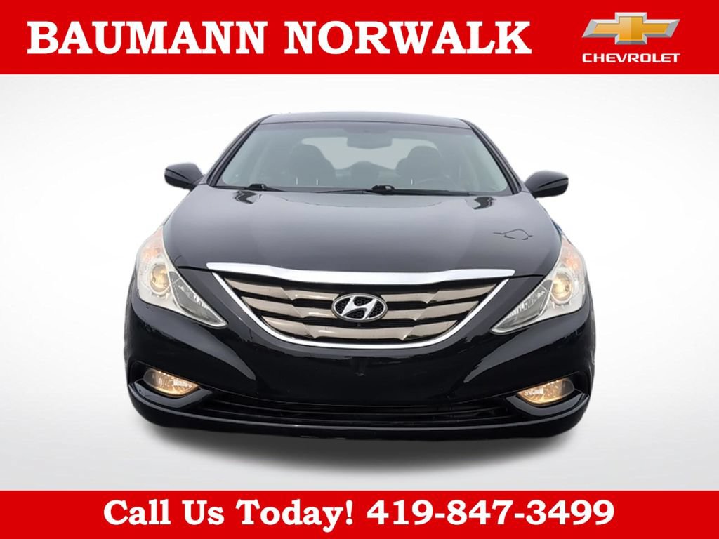 Used 2013 Hyundai Sonata SE FWD image 2