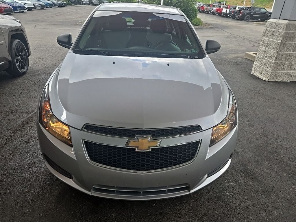 Used 2011 Chevrolet Cruze LS w/ Connectivity Package FWD image 10