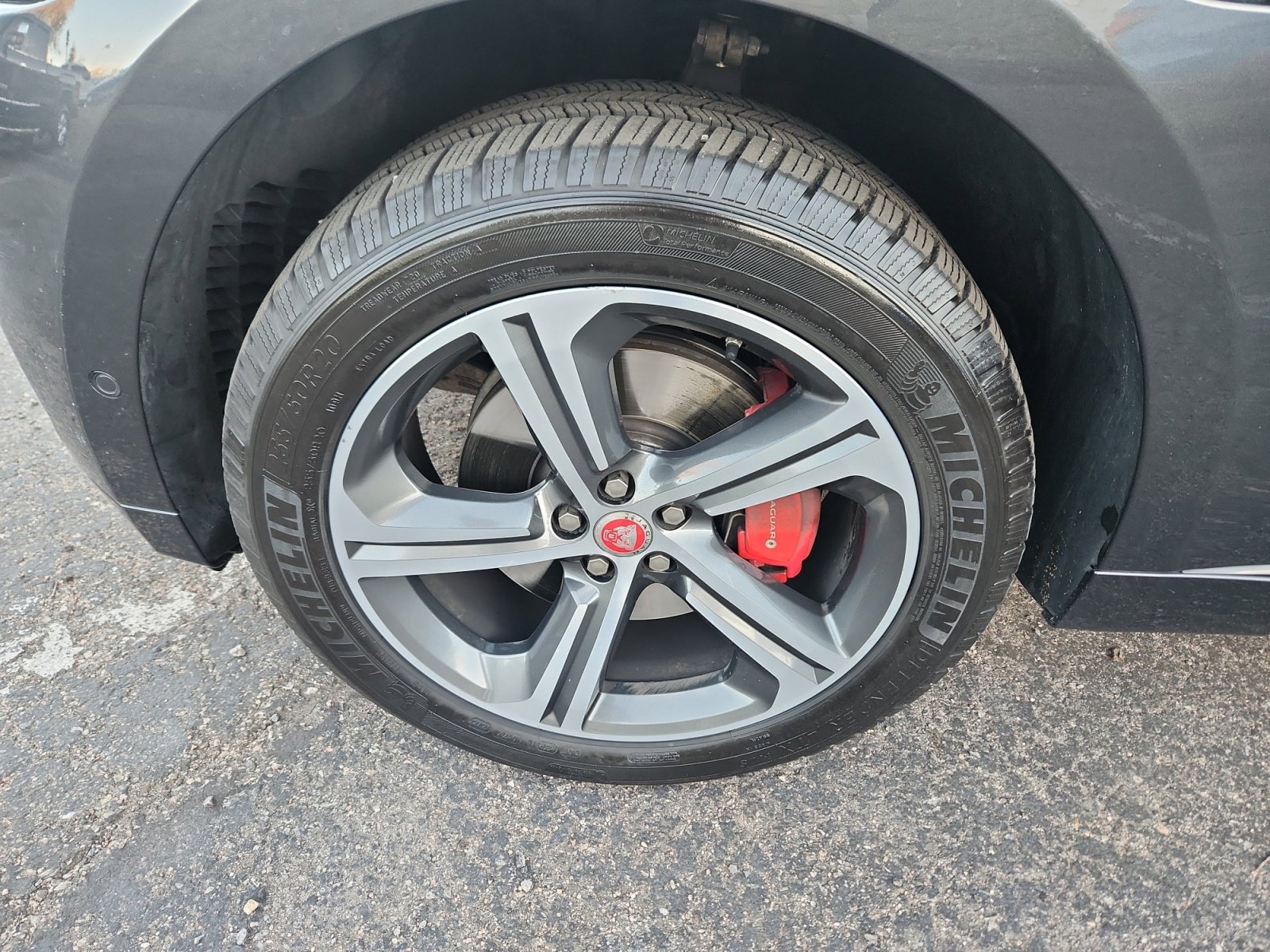 Used 2017 Jaguar F-PACE S image 27