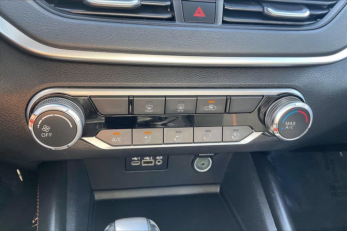 Used 2021 Nissan Altima 2.5 SR FWD image 11