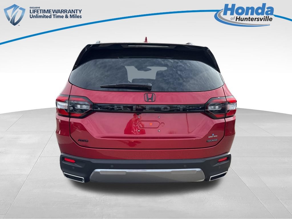 New 2026 Honda Pilot Touring image 7