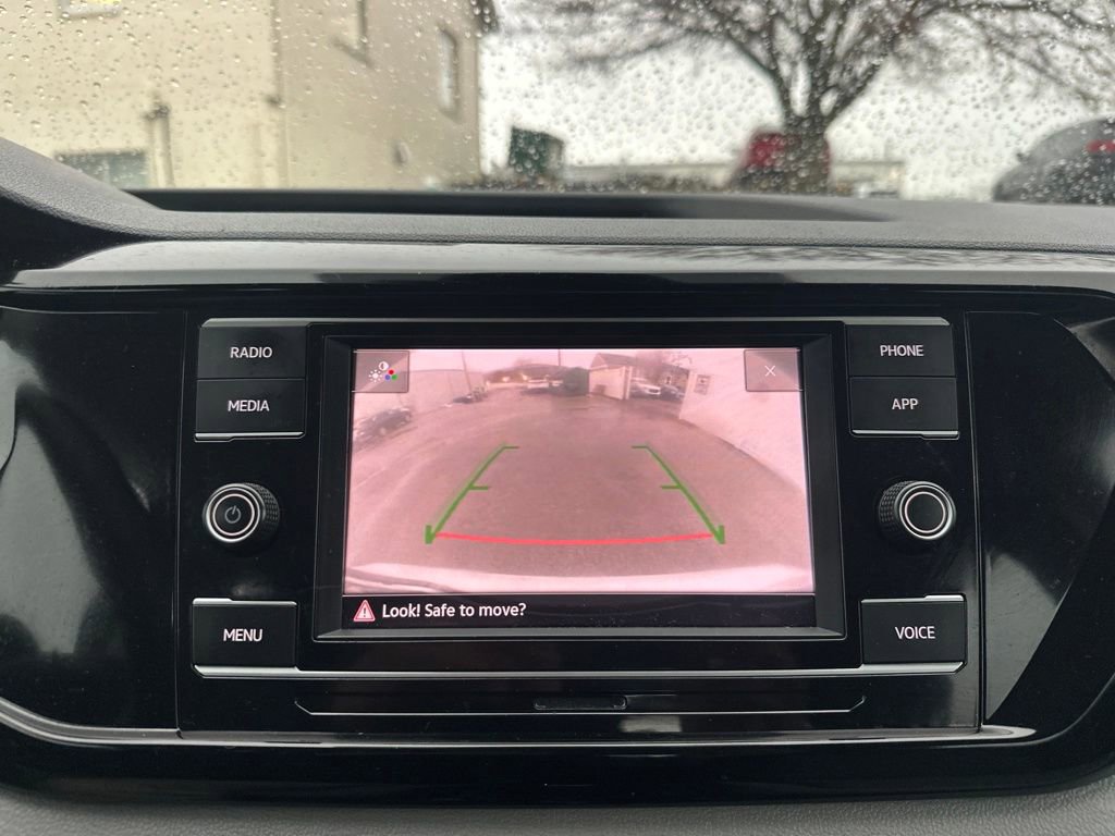 Used 2024 Volkswagen Taos S image 15