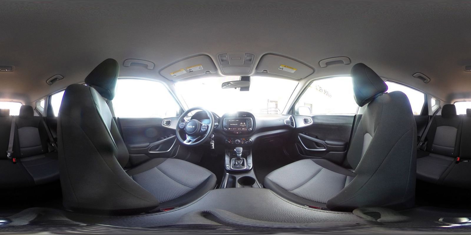 Used 2025 Kia Soul LX w/ LX Technology Package FWD image 38