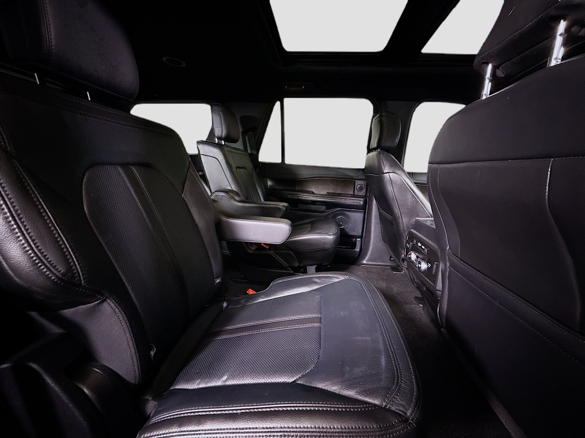 Used 2019 Ford Expedition Limited w/ Special Edition Package RWD image 27