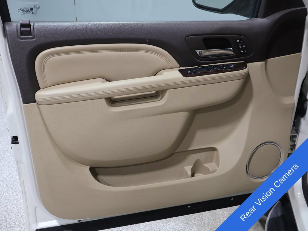 Used 2014 GMC Yukon XL Denali AWD/4WD image 13