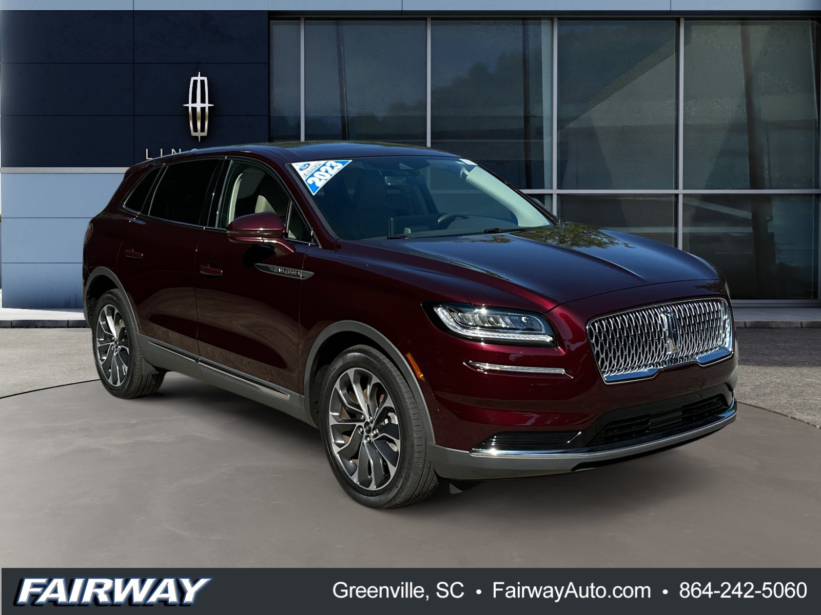 Used 2023 Lincoln Nautilus Reserve AWD/4WD image 4