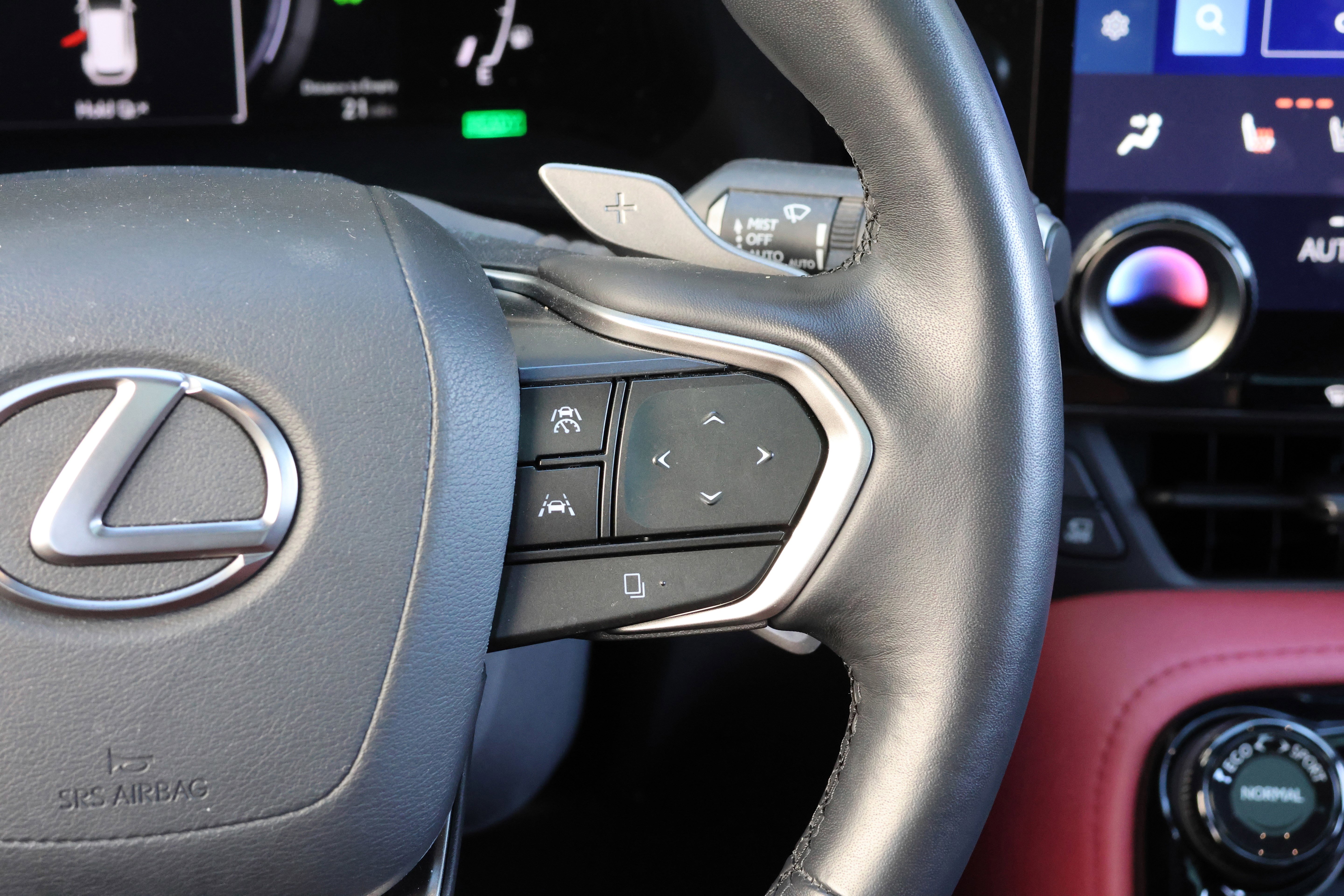 Used 2024 Lexus NX 300h AWD w/ Luxury Package image 22