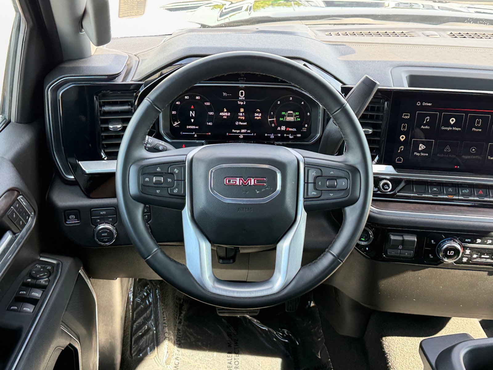 Used 2026 GMC Sierra 1500 SLT AWD/4WD image 16
