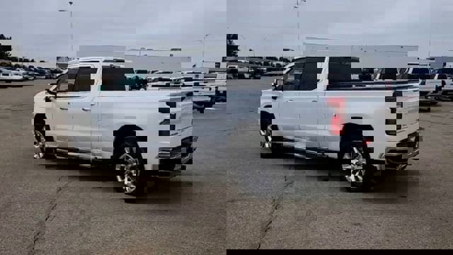 Used 2019 Chevrolet Silverado 1500 LTZ image 6