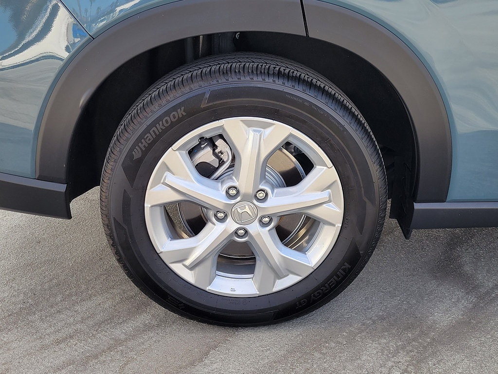 Used 2025 Honda HR-V LX image 6