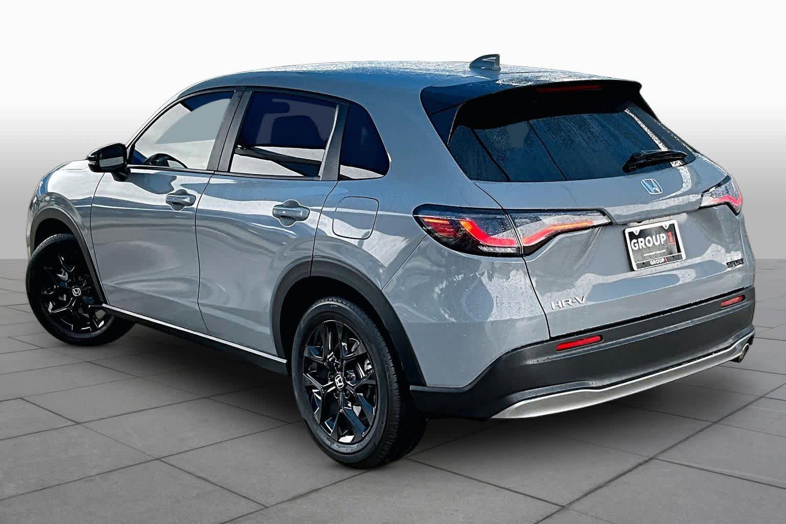 Used 2024 Honda HR-V Sport image 12