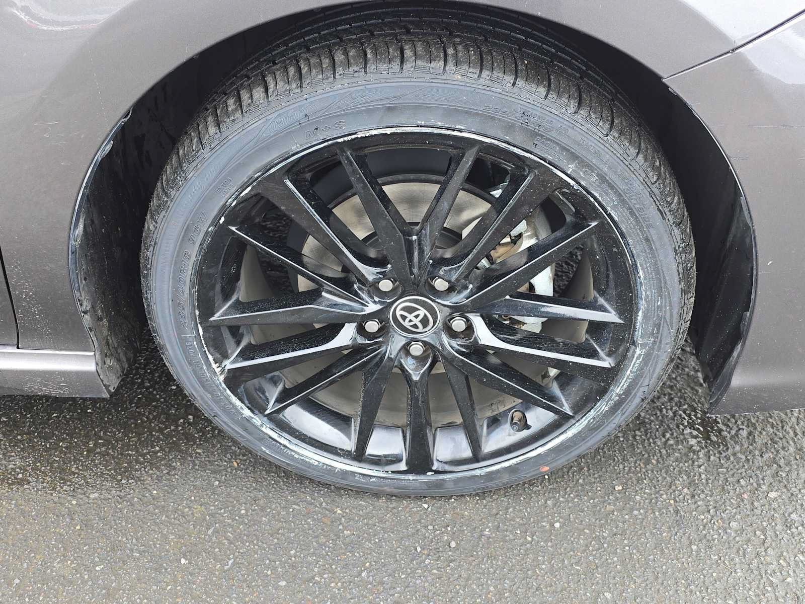 Used 2024 Toyota Camry XSE FWD image 11