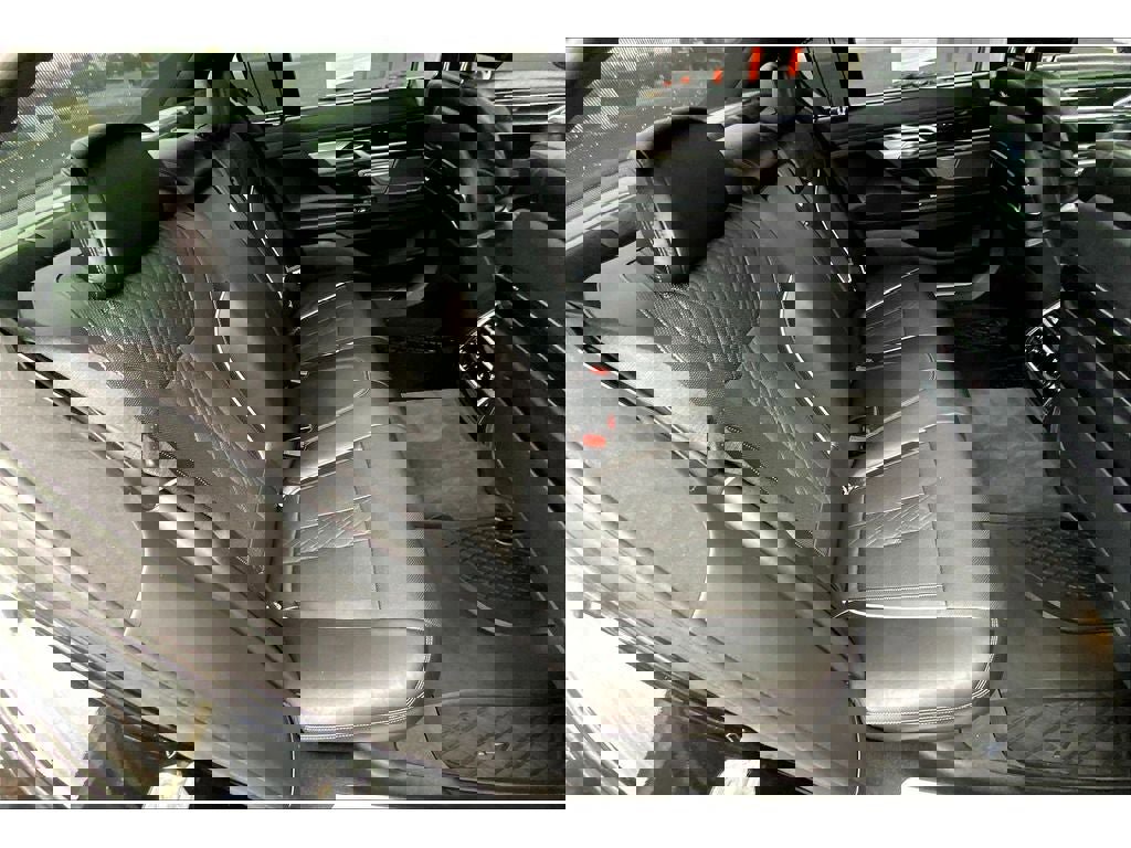 Used 2016 BMW 750i xDrive image 29