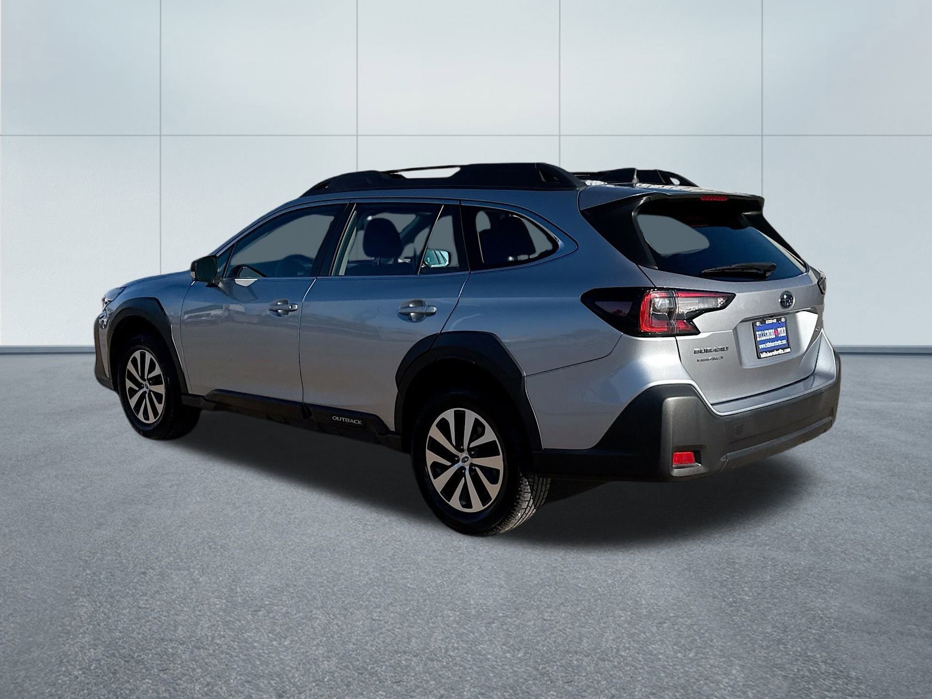 Used 2023 Subaru Outback 2.5i image 9