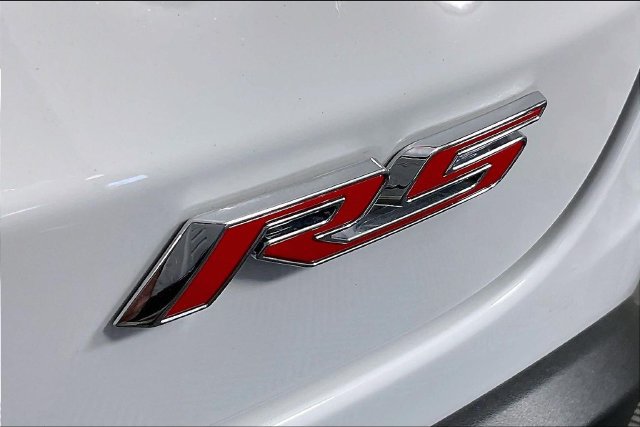Used 2026 Chevrolet Trax RS w/ Sunroof Package FWD image 20