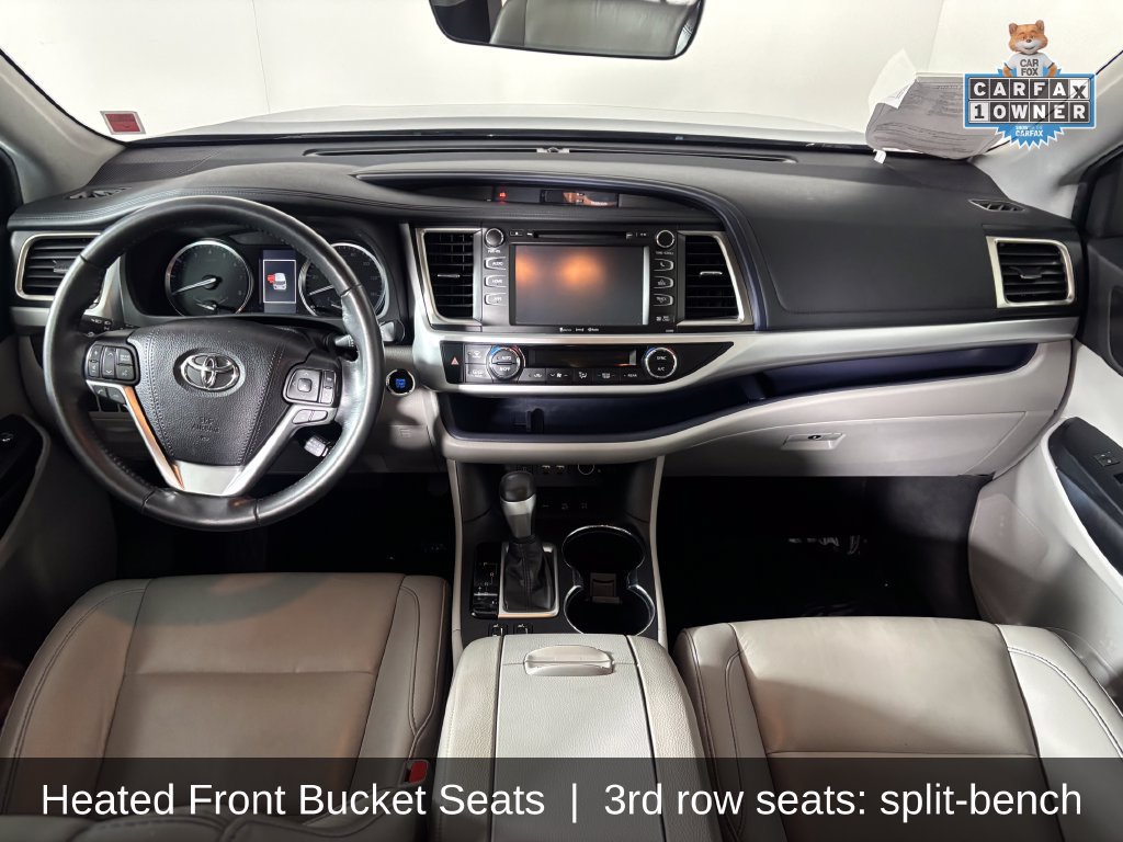 Used 2019 Toyota Highlander XLE AWD/4WD image 16
