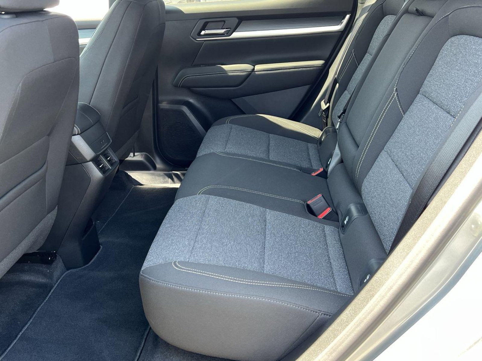 New 2025 GMC Terrain Elevation image 19