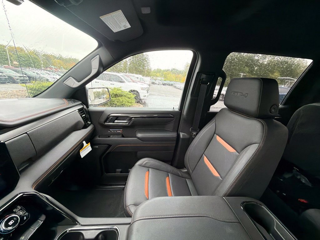 Used 2025 GMC Sierra 1500 AT4 AWD/4WD image 28