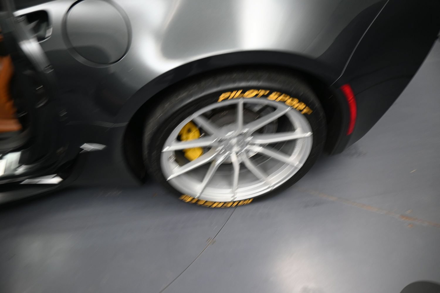 Used 2018 Chevrolet Corvette Grand Sport RWD image 17