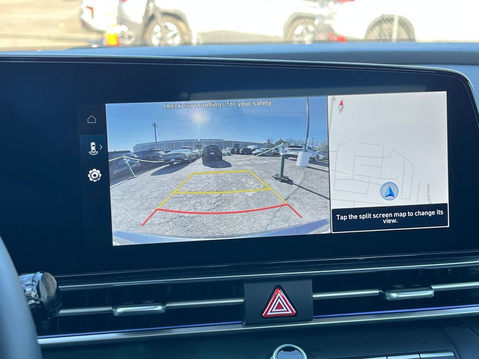 Used 2025 Hyundai Elantra SEL image 17