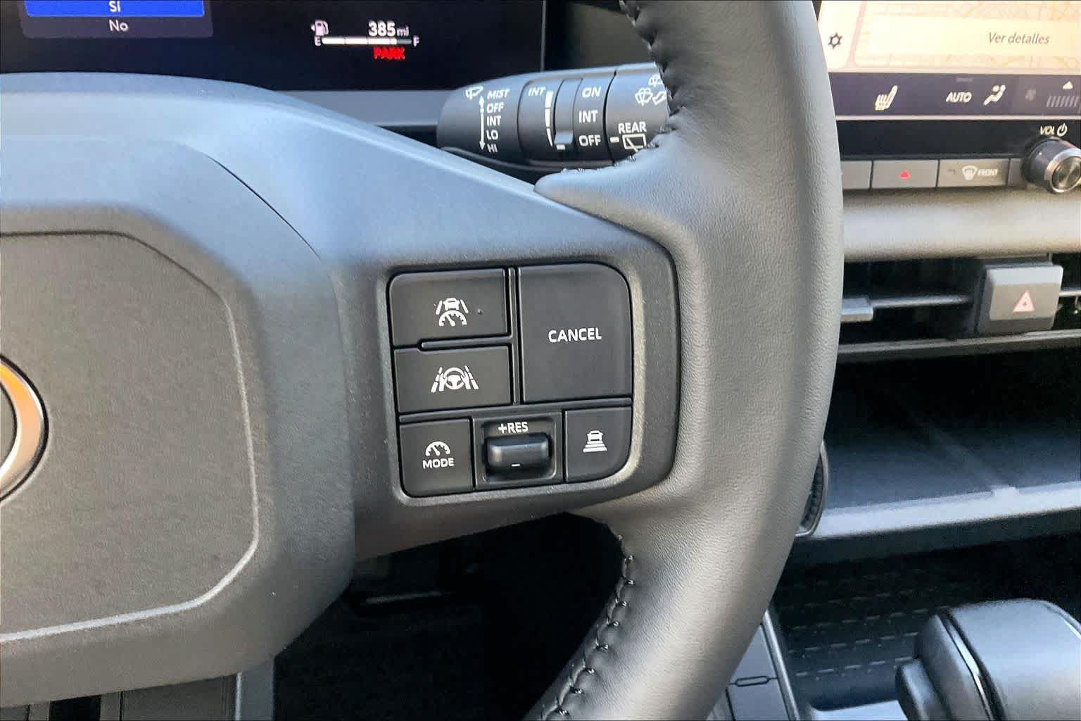 Used 2026 Toyota RAV4 SE FWD image 24