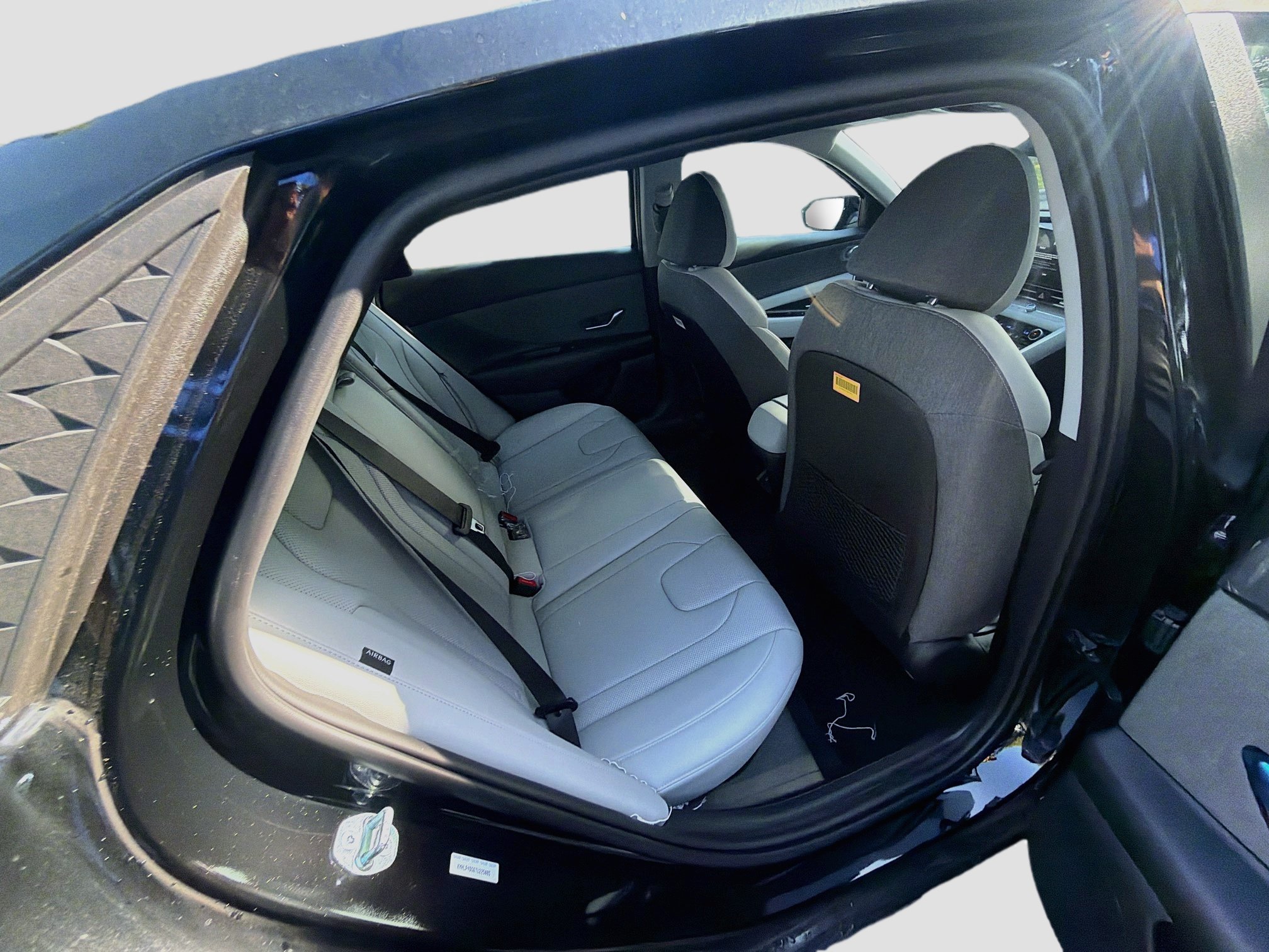 New 2026 Hyundai Elantra Limited FWD image 19