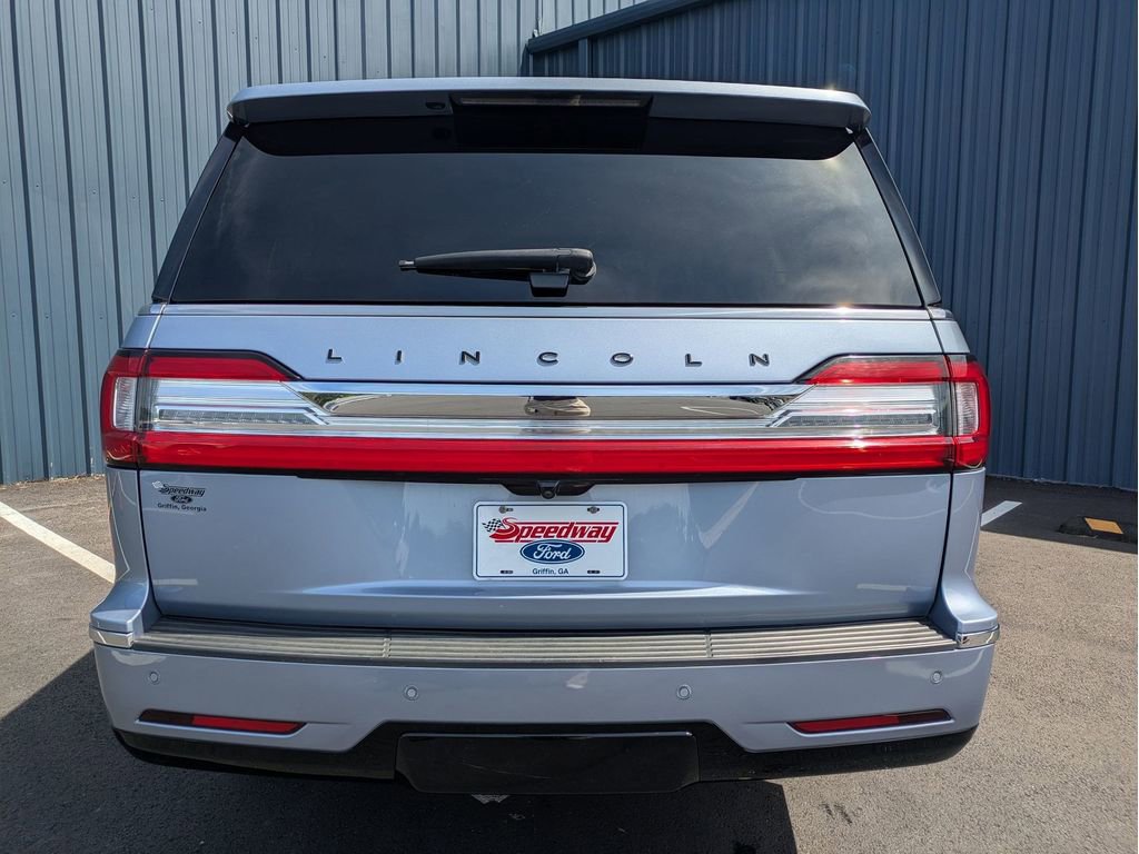 Used 2021 Lincoln Navigator L Black Label w/ Cargo Convenience Package image 7