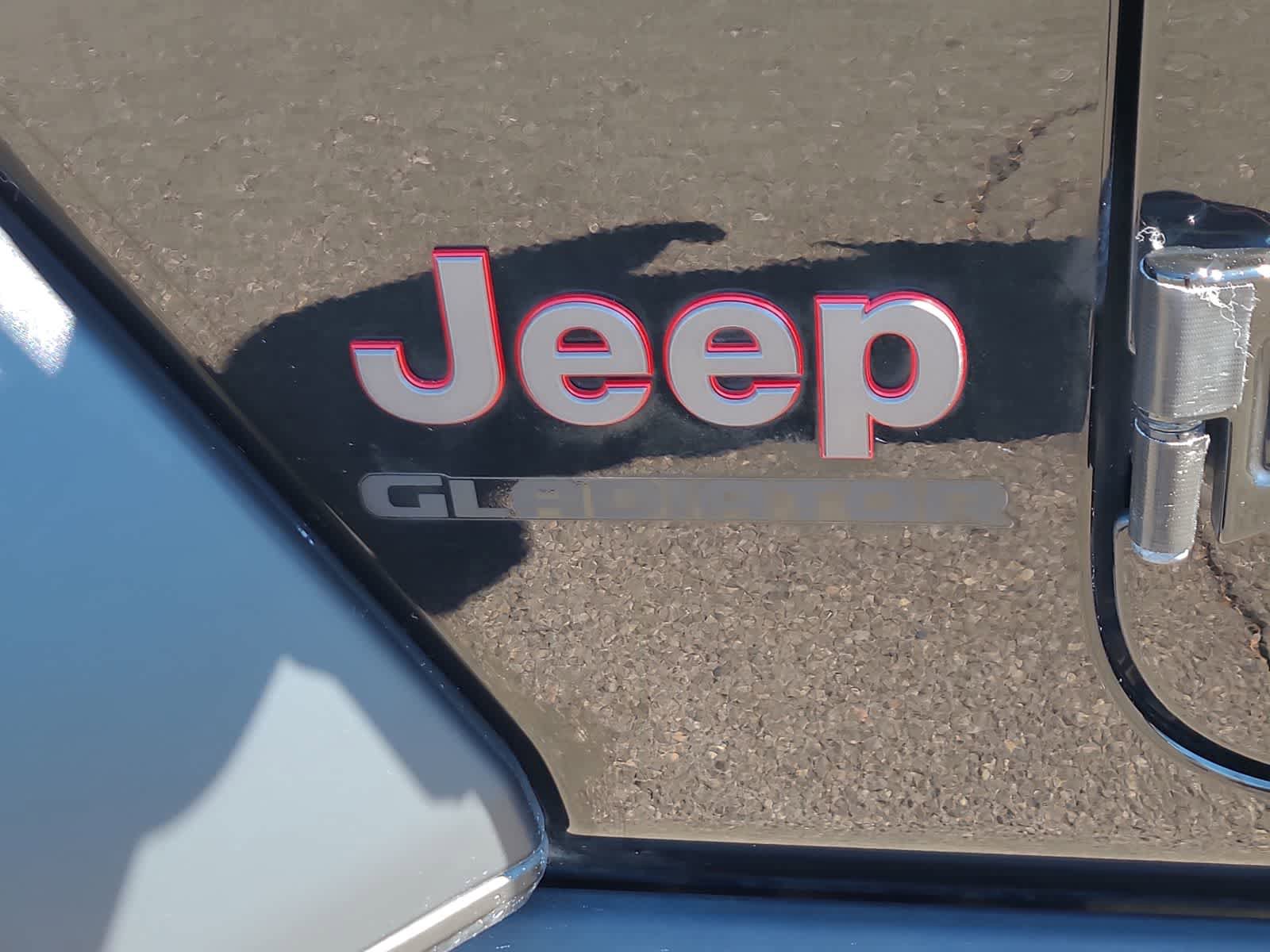 Used 2021 Jeep Gladiator Rubicon w/ Cold Weather Group image 15