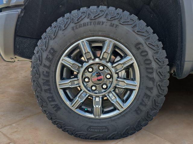 Used 2024 GMC Sierra 1500 AT4X AWD/4WD image 14